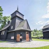 Immagine: La chiesa parrocchiale dellAssunzione della Beata Vergine a Woźniki