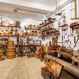 beczki, narzędzia, przedmioty codziennego użytku z drewna