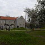 Bild: Gedenkmuseum für die Einwohner der Region Oświęcim (Muzeum Pamięci Mieszkańców Ziemi Oświęcimskiej) in Oświęcim